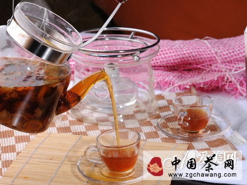  冬天喝茶防寒保暖 8款保健茶 補(bǔ)血益氣