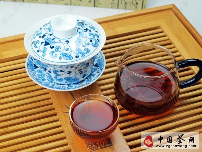 老樹(shù)圓茶普洱茶熟茶圖片