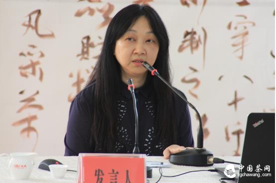 馬來西亞的國際茶文化協(xié)會理事長蕭慧娟女士