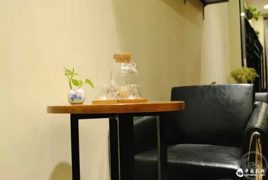 趨勢：茶館越來越像茶葉店  傻傻分不清是賣茶水還是賣茶葉？  