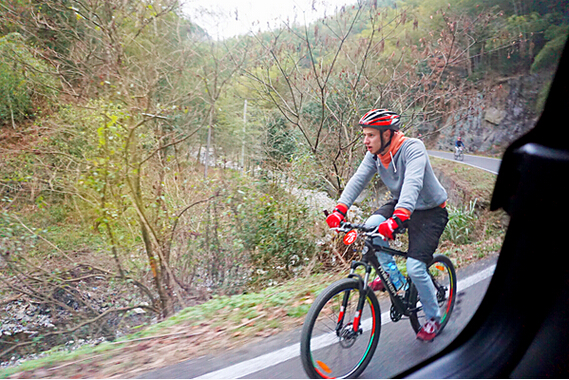 &ldquo;六安茶谷國(guó)家風(fēng)景道 國(guó)際山地車(chē)手體驗(yàn)游&rdquo;活動(dòng)圓滿成功