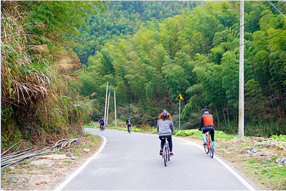 &ldquo;六安茶谷國(guó)家風(fēng)景道 國(guó)際山地車(chē)手體驗(yàn)游&rdquo;活動(dòng)圓滿成功