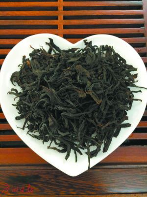 葉漢鐘與韓國(guó)考察團(tuán)&ldquo;斗茶&rdquo;。