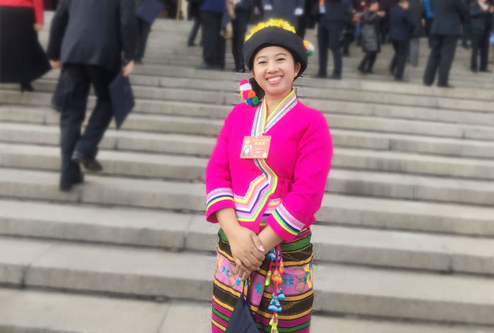 2 勐?？h人民政府副縣長(zhǎng)玉帕新