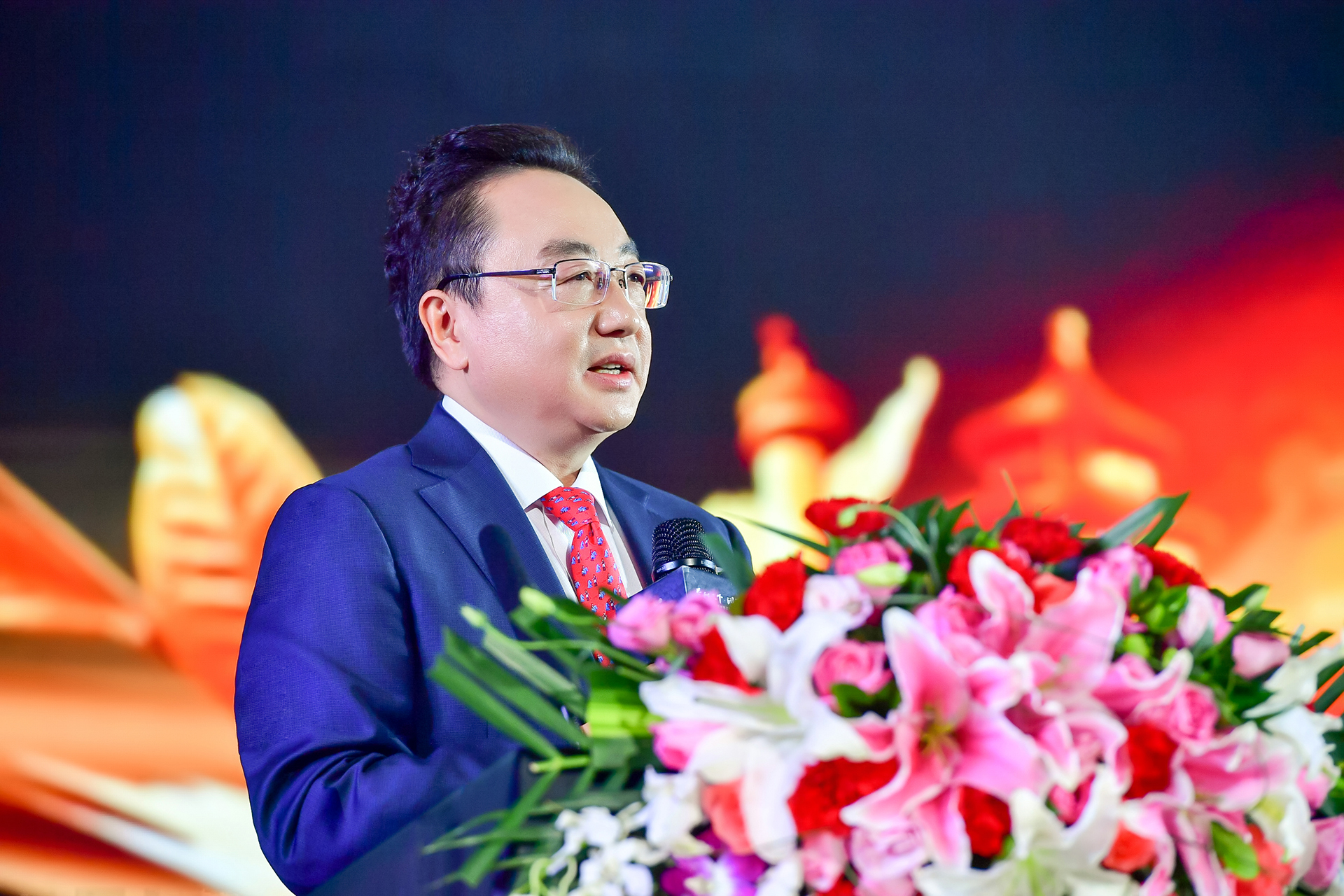 &ldquo;茶和天下&middot;潤(rùn)澤百家&mdash;&mdash;龍潤(rùn)奧運(yùn)茶十年品牌與發(fā)展峰會(huì)&rdquo;在北京圓滿舉行，引領(lǐng)茶業(yè)新發(fā)展！