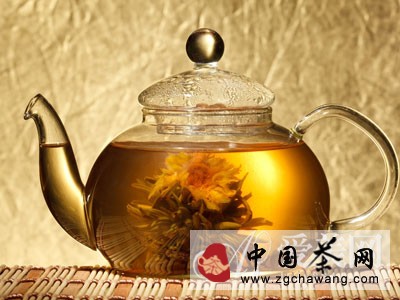  清肝明目降血壓 淡雅菊花養(yǎng)生功效強大 